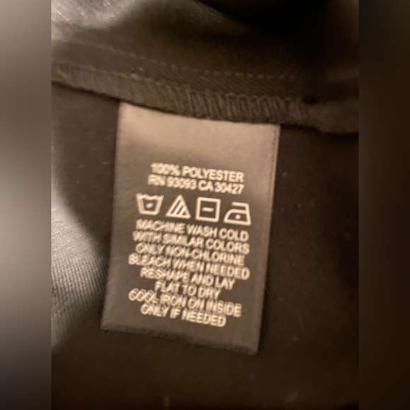 NIC+ZOE must have 100%polyester tank - Picture 3 of 4